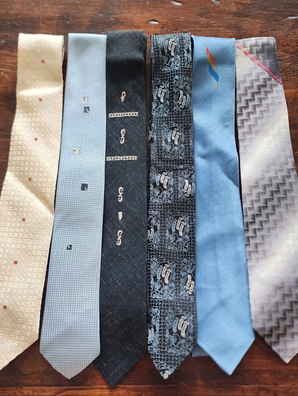 Lot Of 6 Vintage 60s 70s Skinny Neckties Men's Wembley Arrow Other Blues Creams